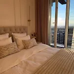 Panorama Coresi Penthouse Apartament *