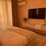 Apartament Panorama Coresi Penthouse *