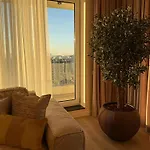 Panorama Coresi Penthouse Apartament *
