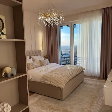 Panorama Coresi Penthouse * 布拉索夫