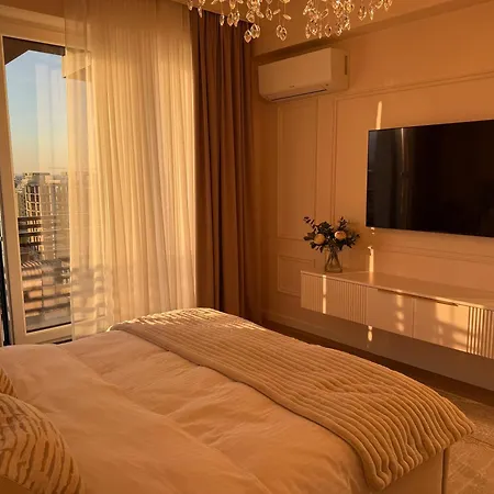 Panorama Coresi Penthouse Appartement *