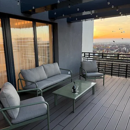 Panorama Coresi Penthouse Appartement *