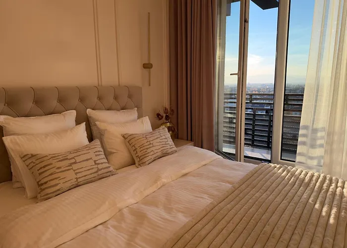 Panorama Coresi Penthouse 公寓 *