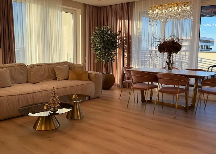 Panorama Coresi Penthouse *