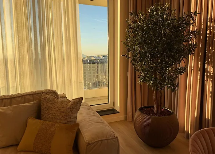 Panorama Coresi Penthouse Lägenhet *